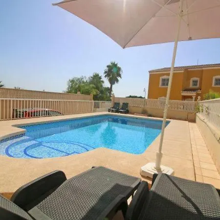 Sleeps 11 With Pool Air Con And Wifi *
