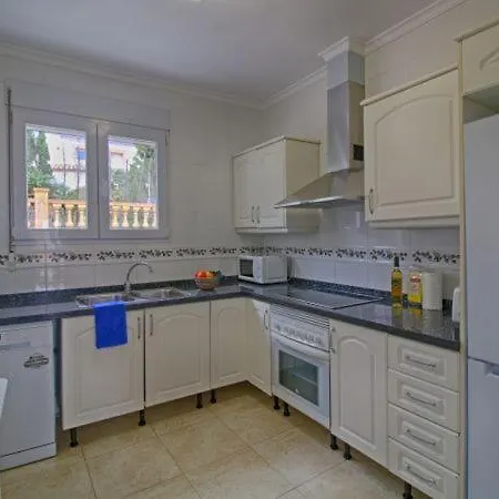Sleeps 11 With Pool Air Con And Wifi Villa Calp