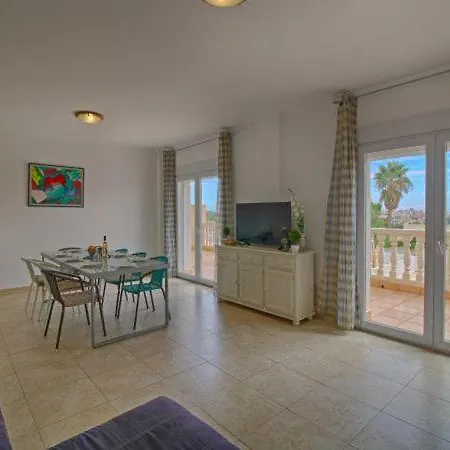 Sleeps 11 With Pool Air Con And Wifi Villa